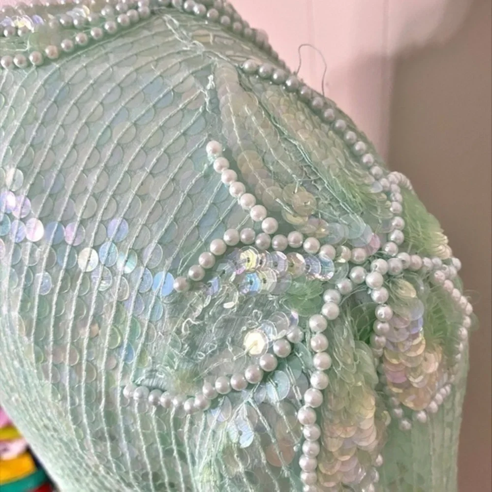 Scala Vintage Fully Sequined Mint Green Short Sleeve Top with Pearl‎ Accents - Picture 3 of 13